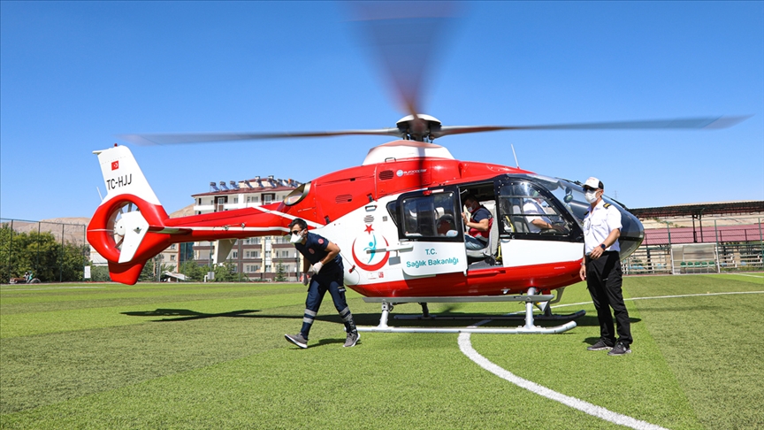 Deniz ve hava ambulansları için acil tıp teknisyeni ve paramedik istihdam edilecek