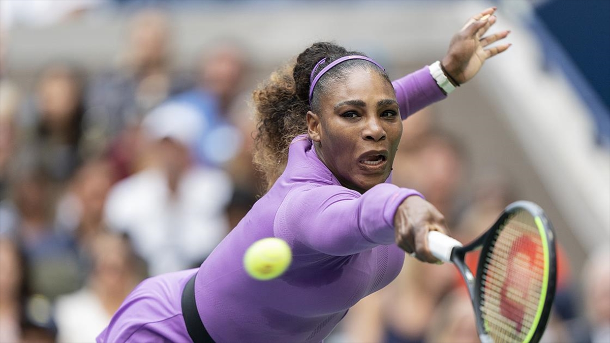 Serena Williams Avustralya Açık’ta yarı finale çıktı
