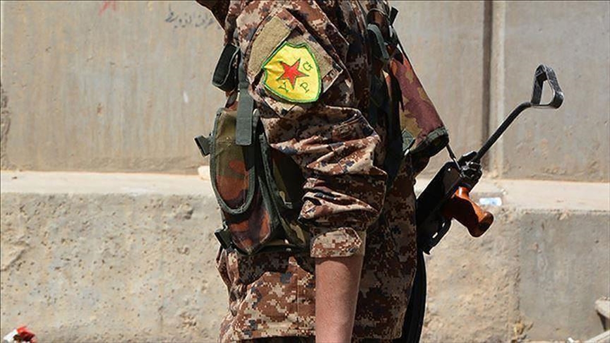 Terör örgütü YPG/PKK işgal ettiği bölgelerde 1,5 ayda 61 öğretmeni alıkoydu
