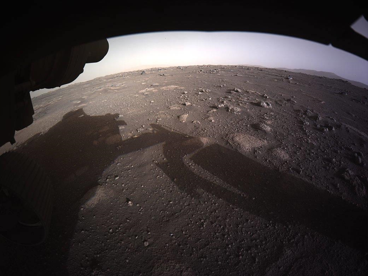 NASA Perseverance’tan gelen Mars’ın yakın çekim fotoğraflarını yayımladı
