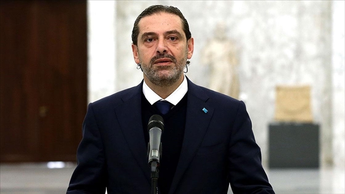 Lübnan’da hükümeti kurmakla görevlendirilen Hariri, 24 teknokrattan oluşan kabinesini Cumhurbaşkanı’na sundu