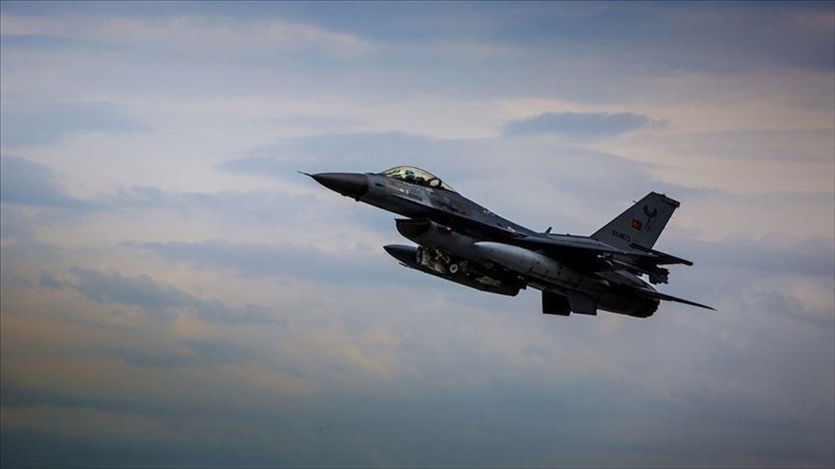 Irak’ın kuzeyine düzenlenen hava harekatıyla 6 PKK’lı terörist etkisiz hale getirildi