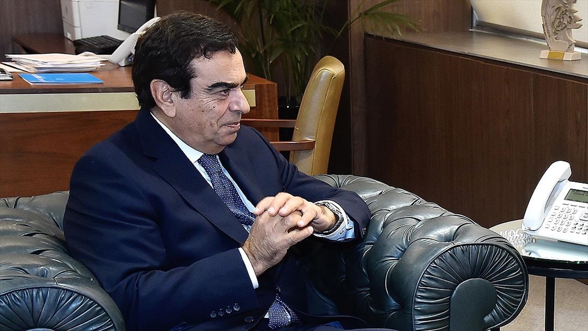 Lübnan Başbakanı, Körfez ülkeleriyle krize yol açan Kardahi’ye ‘fedakarlık yap’ çağrısını yineledi