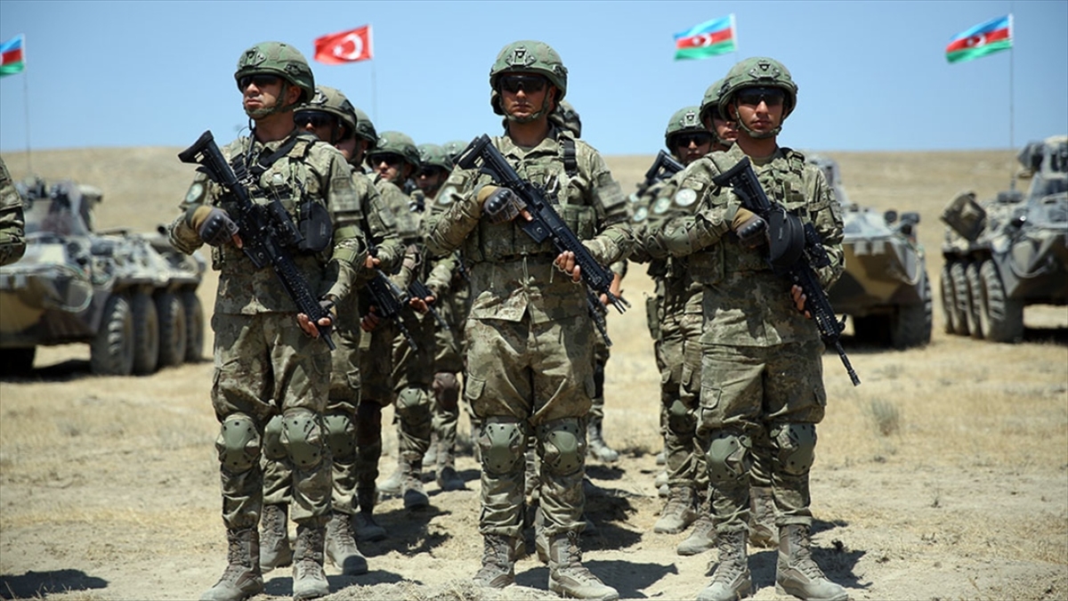 Türk askerinin Azerbaycan’daki görev süresinin 1 yıl uzatılmasına ilişkin karar Resmi Gazete’de