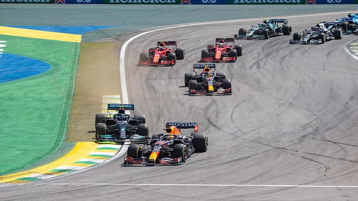 Formula 1’de şampiyon Abu Dabi’de belli oluyor