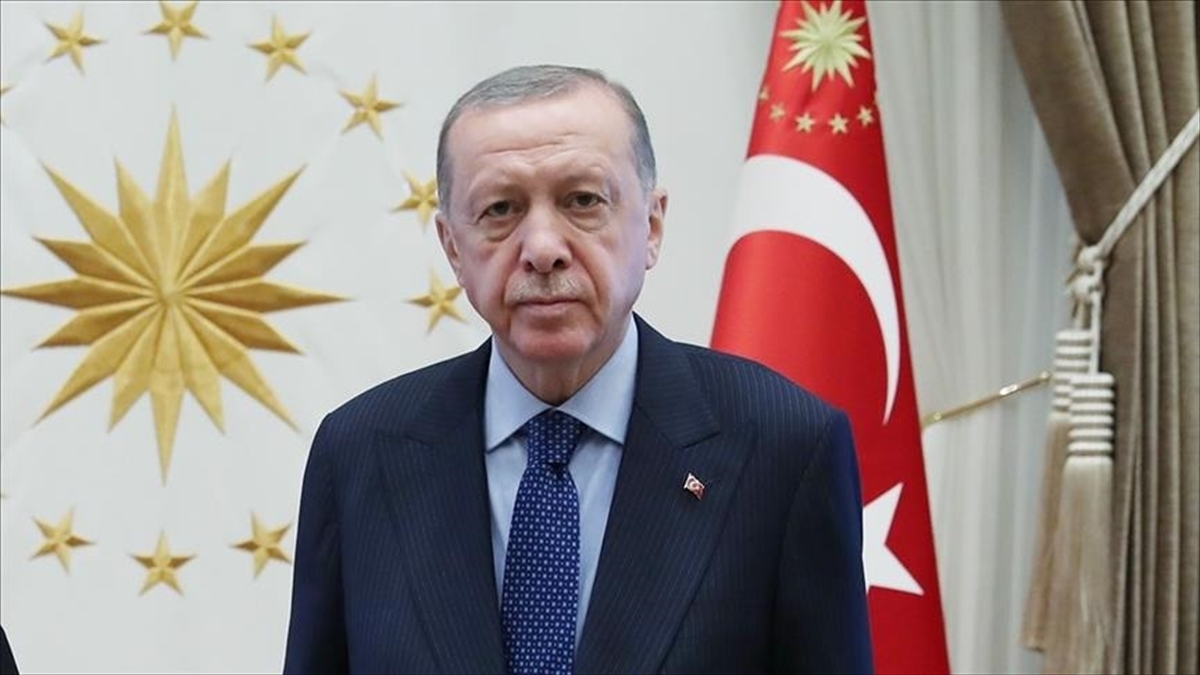 Cumhurbaşkanı Erdoğan’dan şehit ailesine başsağlığı