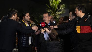 Galatasaray Kulübü Başkanı Özbek: Herkes duysun sesimizi, Galatasaray geliyor
