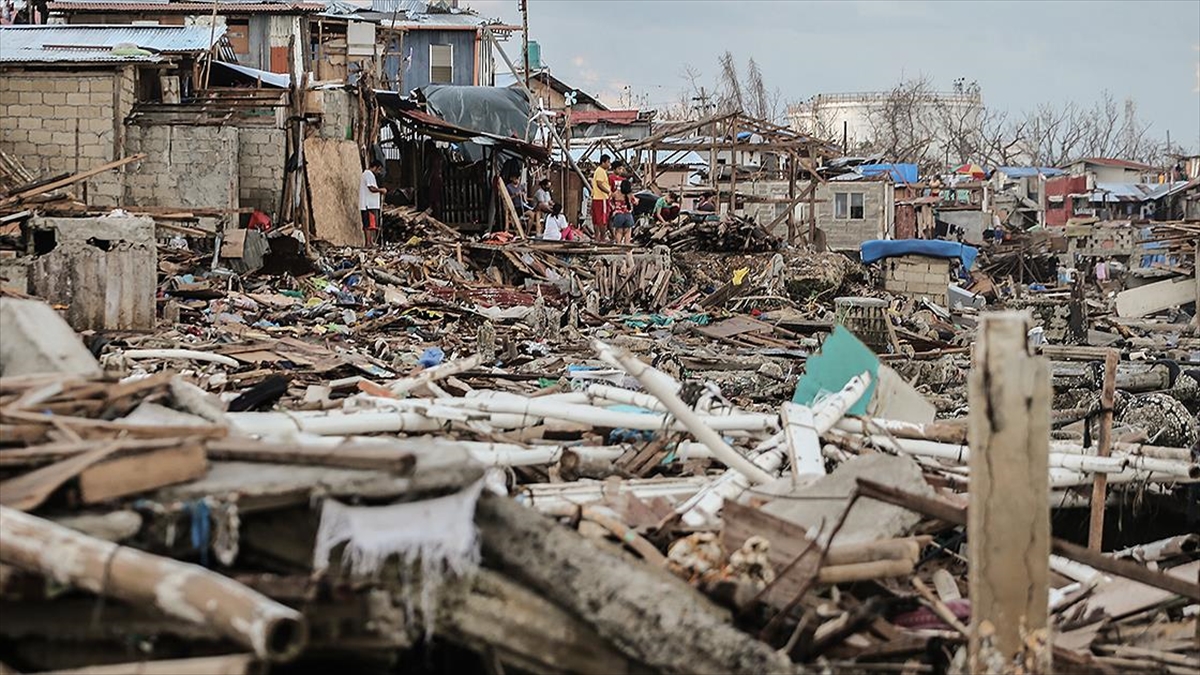 Filipinler’de “Saola ve Haikui” tayfunlarından etkilenen kişi sayısı 514 bini aştı