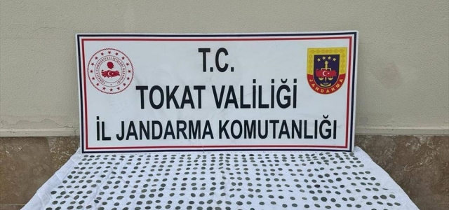 Tokat’ta tarihi eser niteliğinde olduğu değerlendirilen 620 sikke ele geçirildi