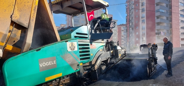 Şehrin dört bir yanında ulaşım ağı güçlendiriliyor