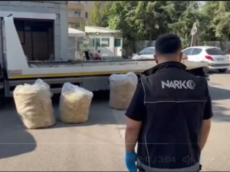 “NARKOÇELİK-32” Operasyonlarında; 3️ Ton 7️46 Kg Uyuşturucu Madde, 8️61 Bin 9️0 Adet Uyuşturucu Hap Ele Geçirildi