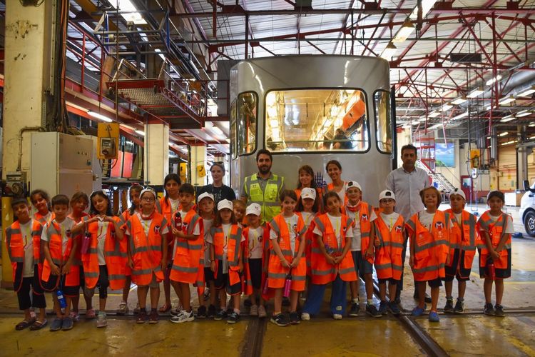 Metro İstanbul Yaz Okulu Mezunlarını Verdi