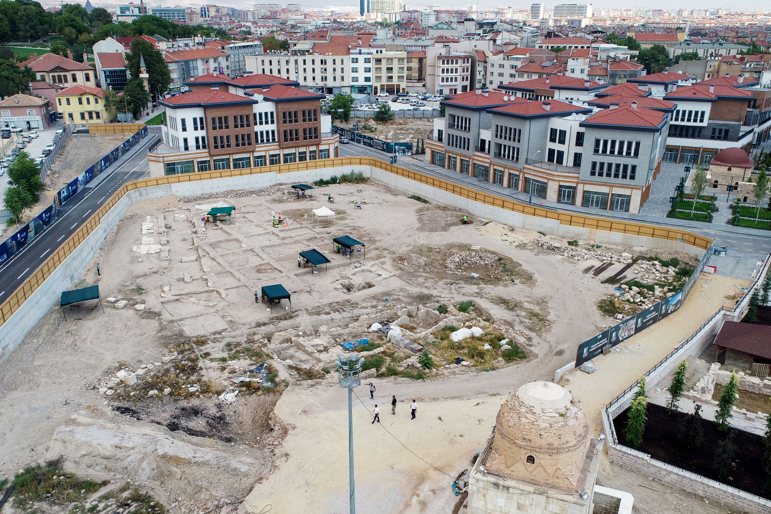 Başkan Altay Ve Başkan Kavuş Şükran Mahallesi Arkeolojik Park Alanında İncelemelerde Bulundu