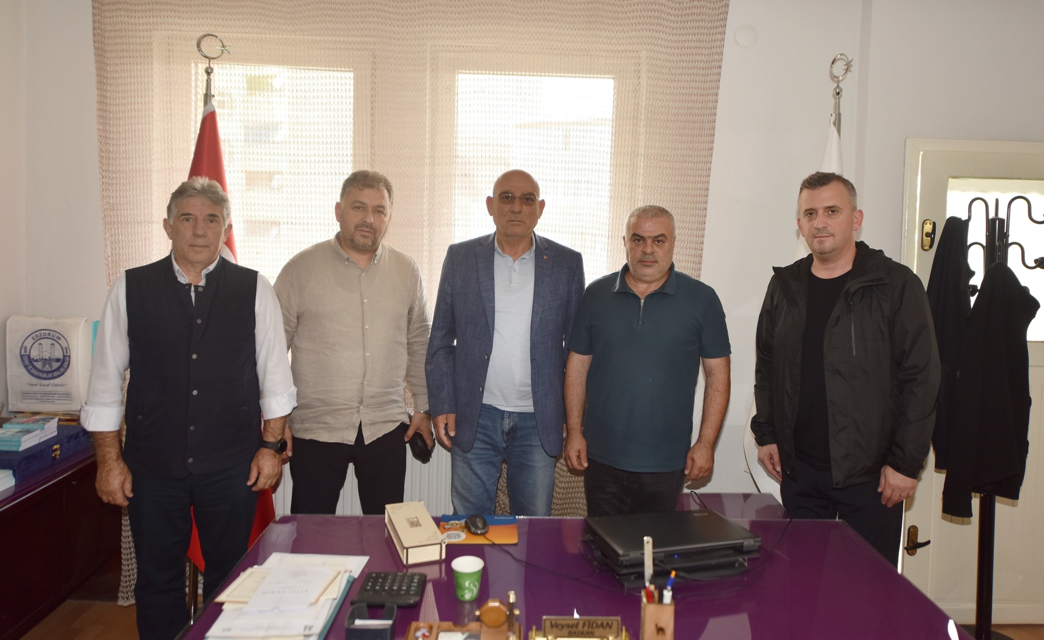 Oltu Şoförler ve Otomobilciler Esnaf Odası Başkanı Veysel Fidan’a ziyaret