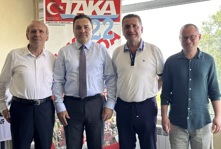 DKİB Genel Sekreteri Ongan Bahadır, Taka Gazetesi’ni Ziyaret Etti