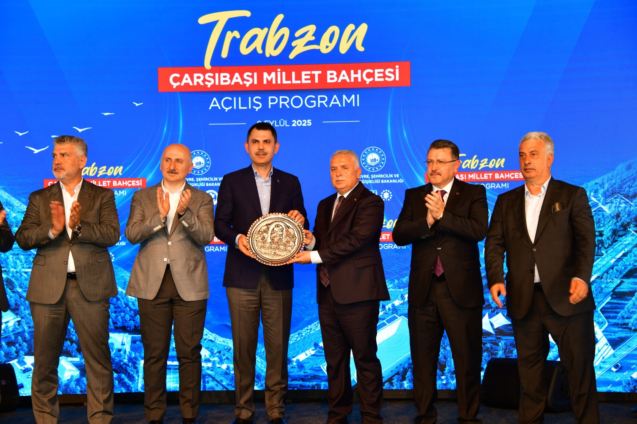 Çarşıbaşı Millet Bahçesi Bakan Kurum ve Vali Yıldırım’ın Katılımıyla Hizmete Açıldı