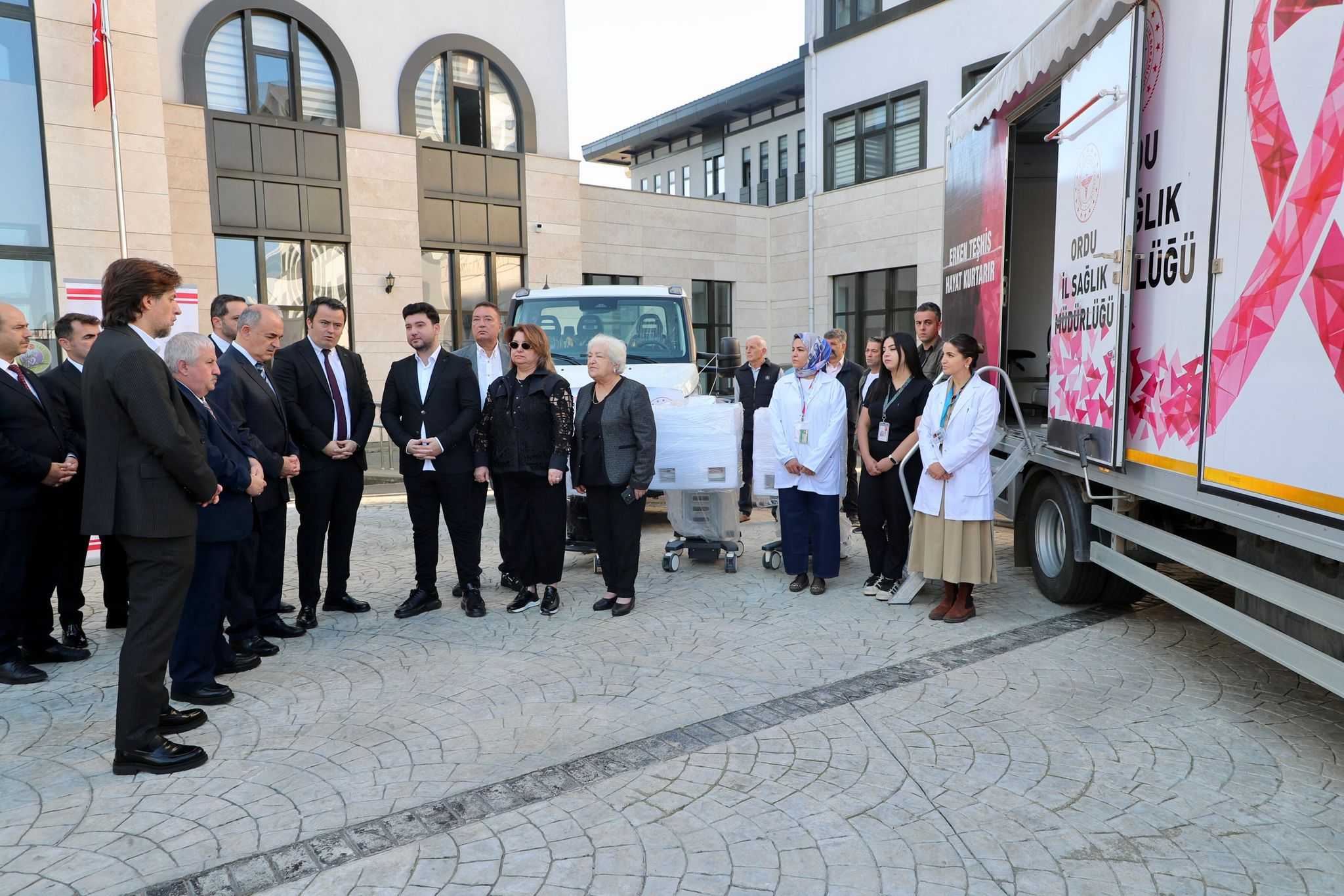 Hayırsever Paycı Ailesi, Sağlık Hizmetlerine Önemli Bağışta Bulundu