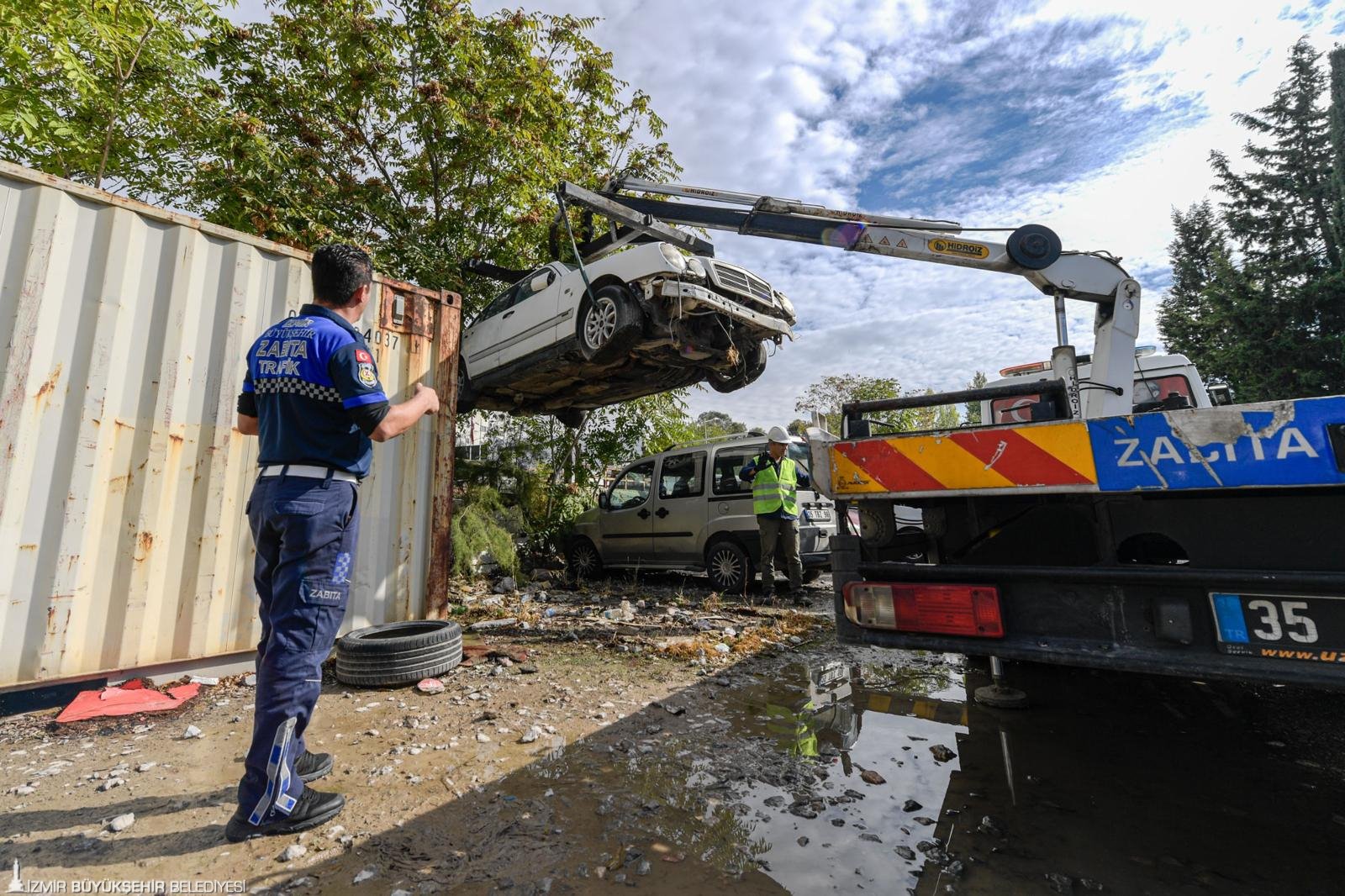 Hurda araçlar ekonomiye kazandırılıyor