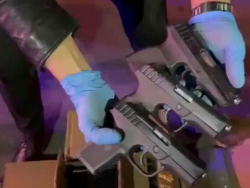 Bakanımız Sayın Ali Yerlikaya: “Silah ve Mühimmat Kaçakçılığına” Yönelik Düzenlenen Operasyonumuzda 393 Adet Ruhsatsız Tabanca Ele Geçirdik