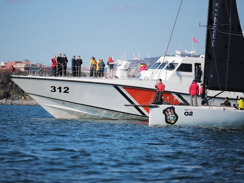 Cumhurbaşkanlığı 7’nci Uluslararası Yat Yarışları Kapsamında Düzenlenen Sahil Güvenlik Kupası, İstanbul’dan Çanakkale’ye Uzanan Zorlu Rotada Başladı