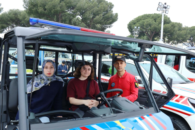 Aydın İl Jandarma Komutanlığı EGEKAF 2026’da Gençlerle Bir Araya Geldi