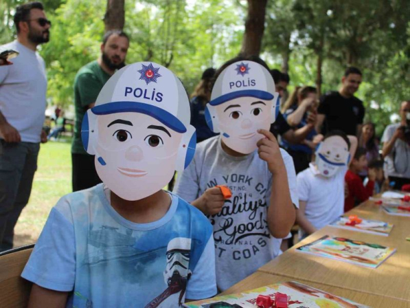 Aydın’da Polis Ekipleri Özel Öğrencilerle Bir Araya Geldi