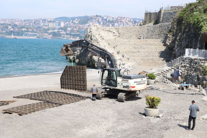 Kızlar Plajı Yaz Sezonuna Hazırlanıyor